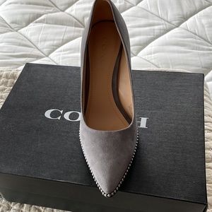 Coach Waverly Pump Grey Suede